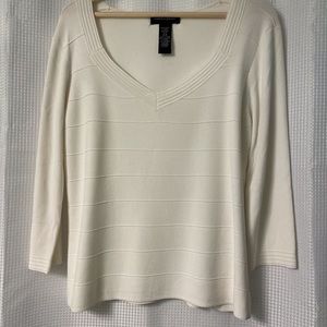 Cable & Gauge Off White V neck sweater